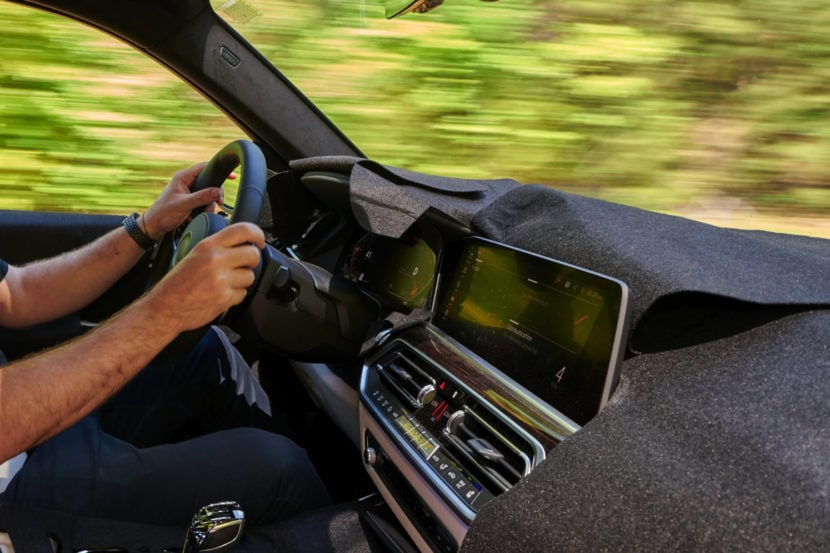 SPIED: BMW X7 Interior caught without camouflage