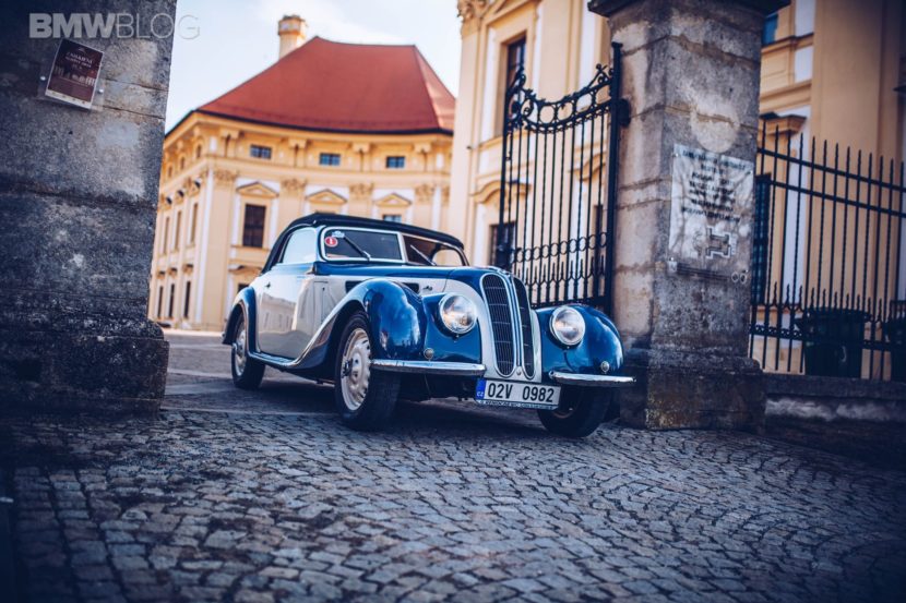 Top Gear reviews the BMW 327 — The Z4’s Ancestor