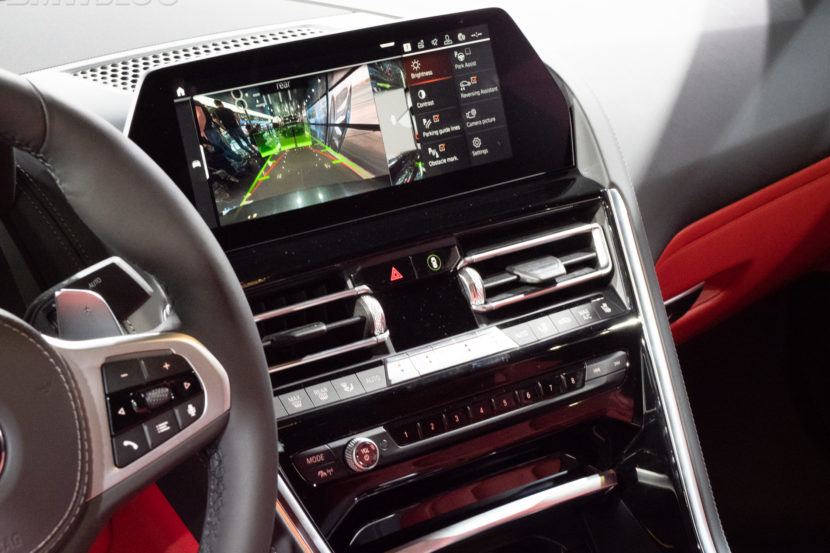 DEMO: iDrive 7.0, Gesture Control, Digital Key