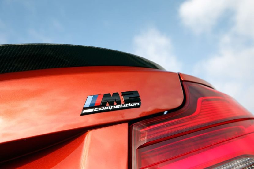 Video: BMW M2 Competition vs Toyota Supra Drag Race