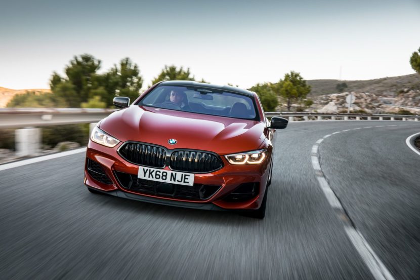 Video: BMW M850i xDrive Goes for a Magny-Cours Lap