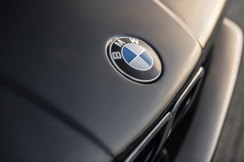 Video: BMW E30 3 Series detailing with dry ice is satisfying to watch