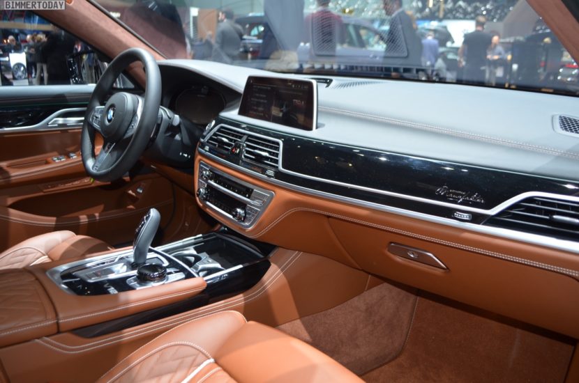 Genf-2019-BMW-M760Li-G12-Facelift-LCI-Individual-Frozen-Cashmere-Interieur-Live-02