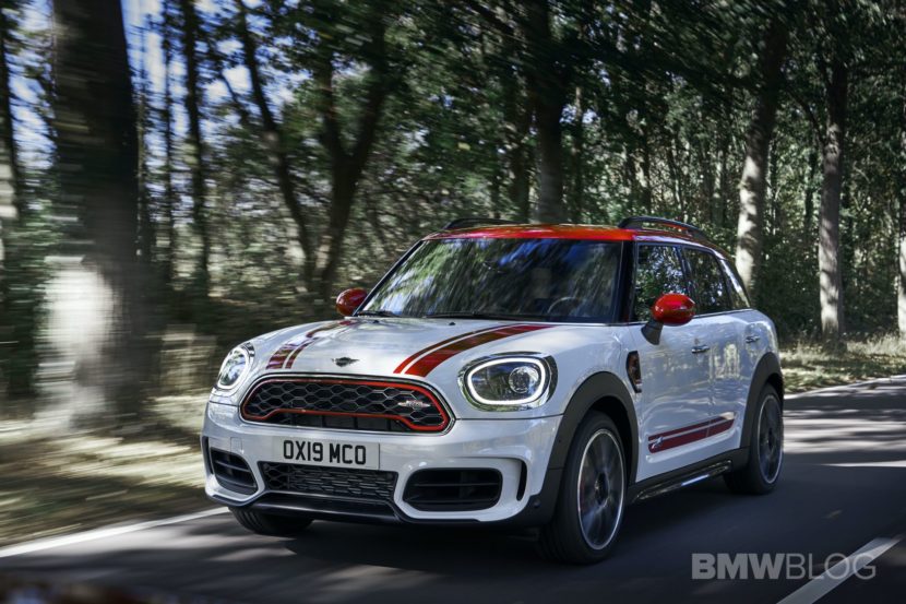WORLD PREMIERE: 2019 MINI JCW Clubman and Countryman with 306 horsepower