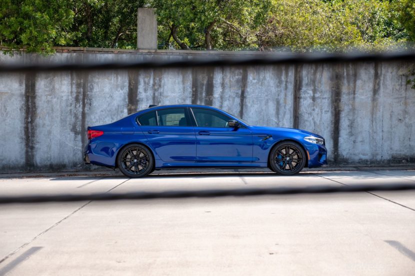 Video: 840 HP BMW M5 drag races McLaren 720S