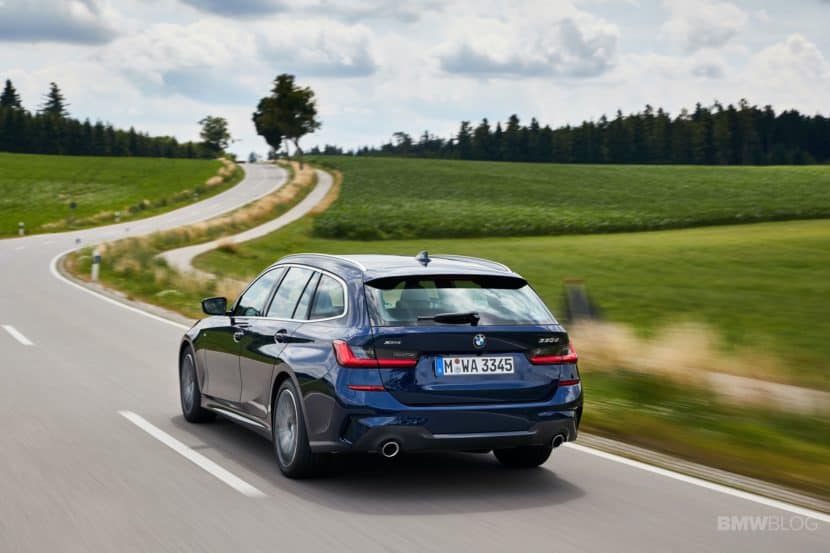 2019-BMW-330d-Touring-test-drive-17 BMW 330d Touring on the road