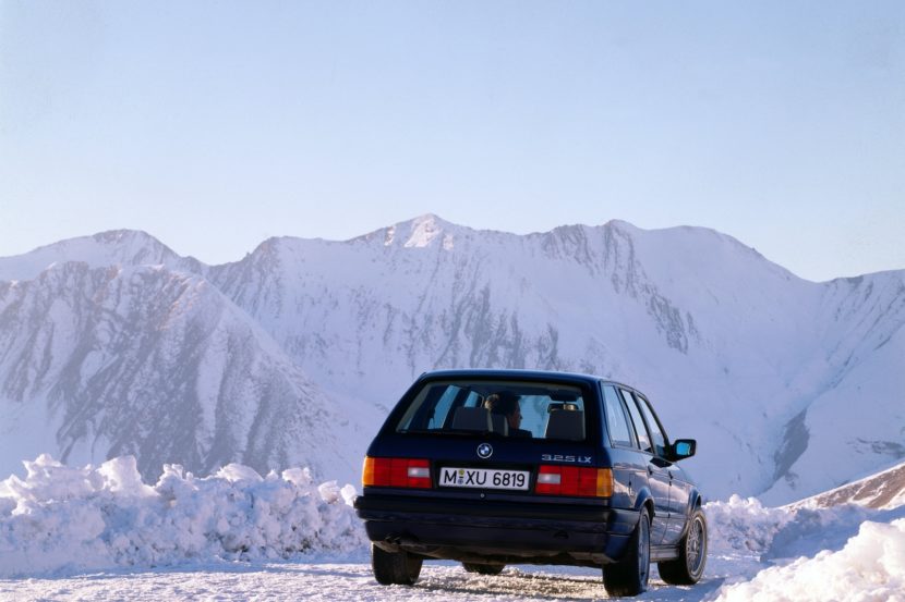 Superb 1993 BMW E30 316i wagon is a time capsule in Daytona Violet