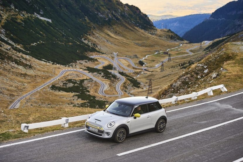 MINI Cooper SE – The First EV You Should Try In Your Life