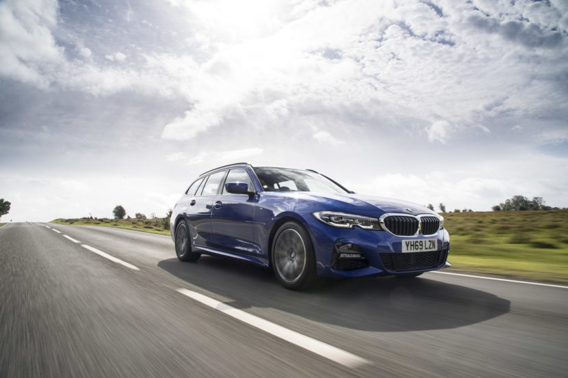 SPIED: BMW 3 Series Touring LCI Facelift Seen with Updated Face