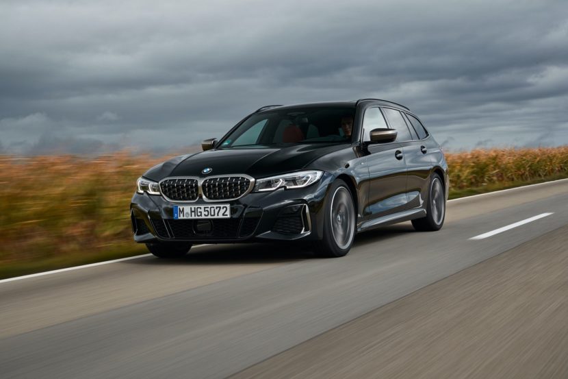 BMW M340d Touring Goes Flat Out On The Autobahn