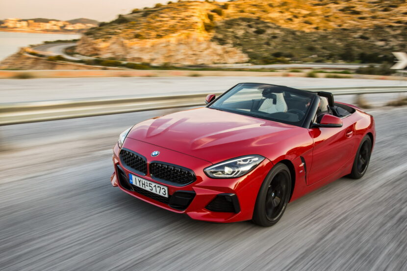BMW Z4 sDrive20i: Sensational shots from the sunny Greece