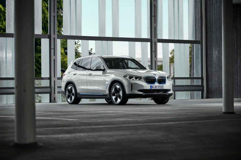 New BMW iX3 stars in first videos online, watch it in motion