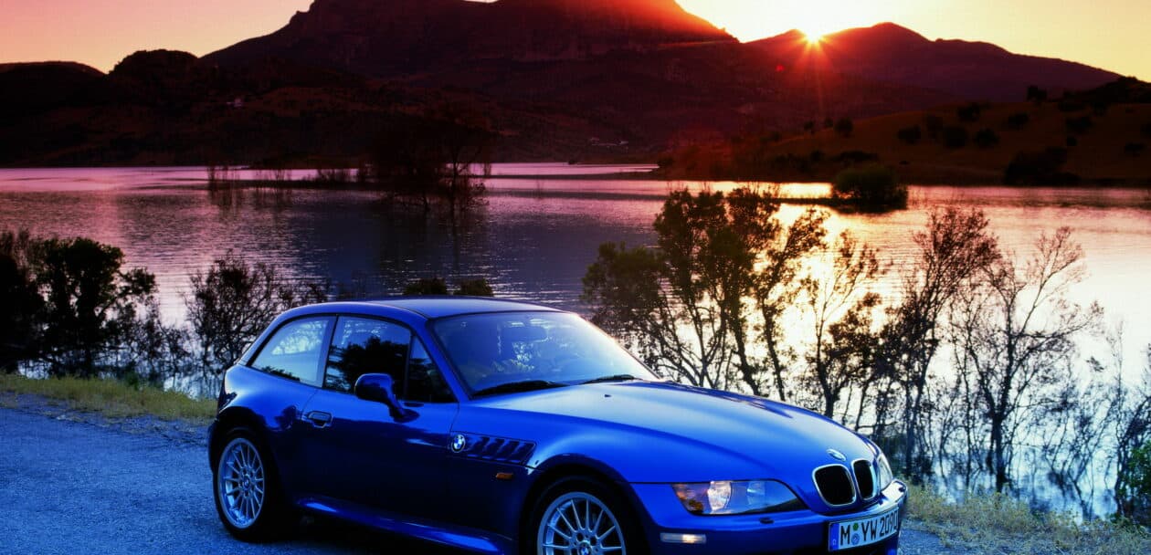 BMW Z3 Coupe by the lake