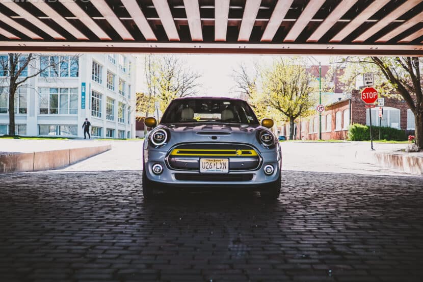 VIDEO: MINI Cooper SE vs Honda E vs Fiat 500 Electric — Lovecars