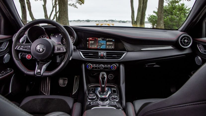 Alfa Romeo Giulia Quadrifoglio 07 Alfa Romeo Giulia Quadrifoglio 07