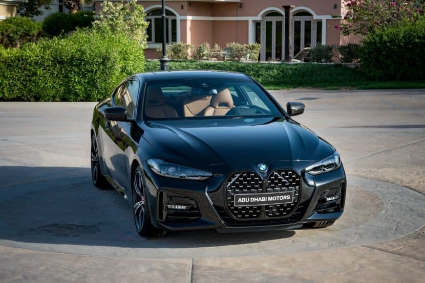 4 Series Dark Edition - front view