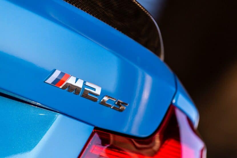 Video: BMW M2 CS Drag races Jaguar F-Type AWD