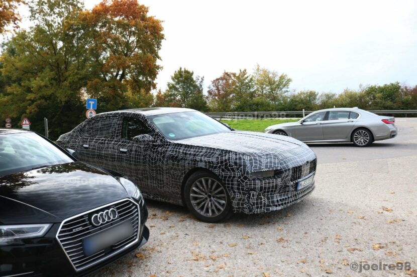 2023 BMW 7 Series spotted testing again, split headlight design persists