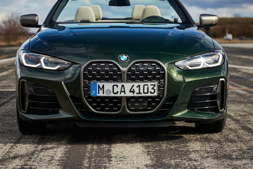 We take a closer look at the 2021 BMW M440i xDrive Convertible – VIDEO