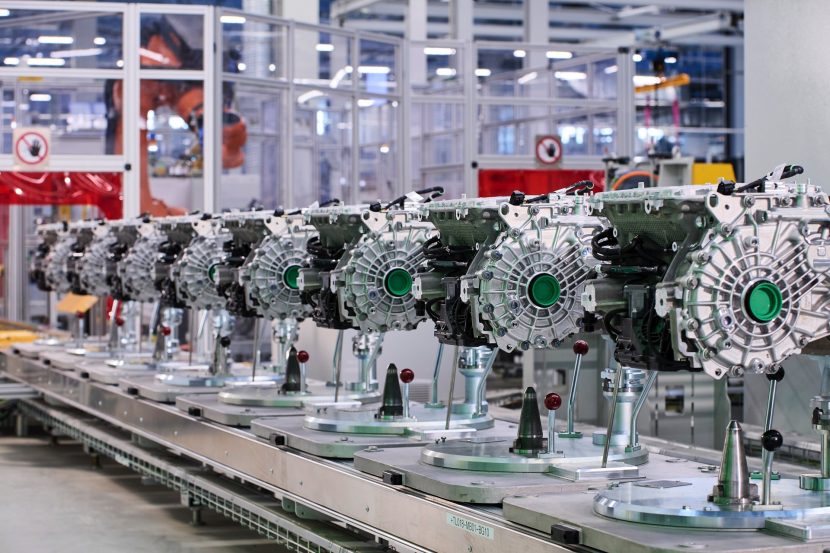 BMW plans 500,000 electric drives per year starting in 2022