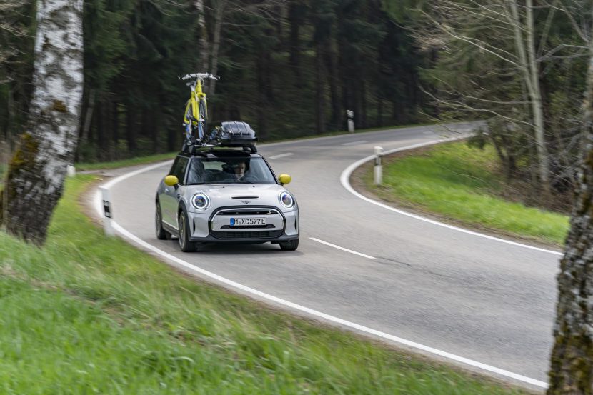 VIDEO: Watch TFLC Take Delivery of a MINI Cooper SE