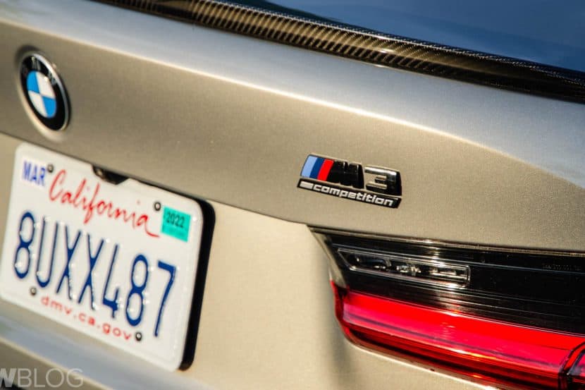 Video: RWD BMW M3 Competition vs AWD version drag race