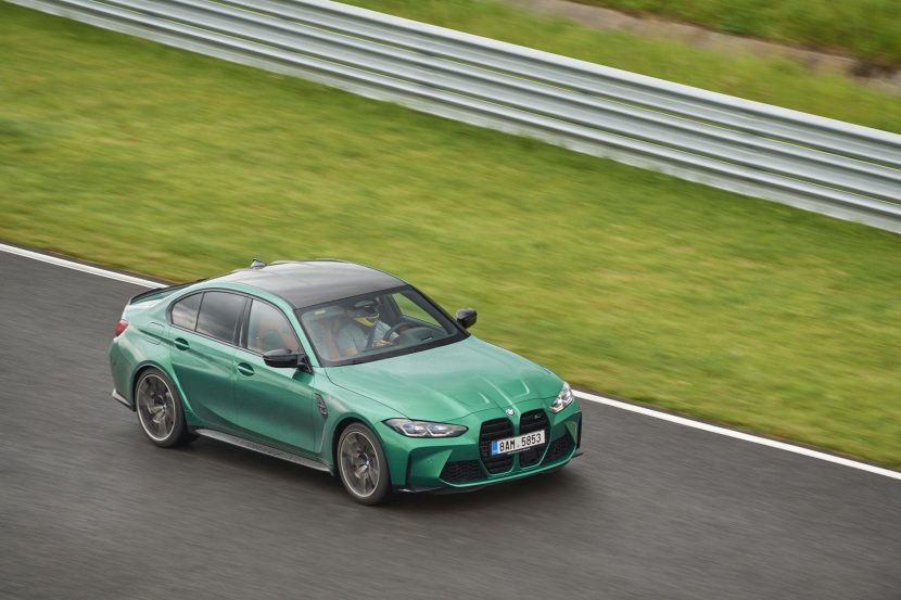 Video: BMW M3 drag races Mercedes-Benz SLS AMG Black Series