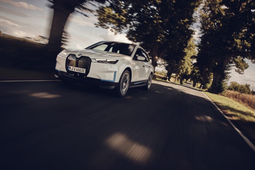 VIDEO: Take a Closer Look at the BMW iX’s Interesting Features