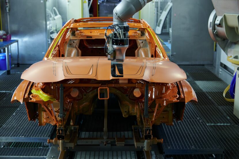 BMW announces new painting technique, 19 M4 models to get it first