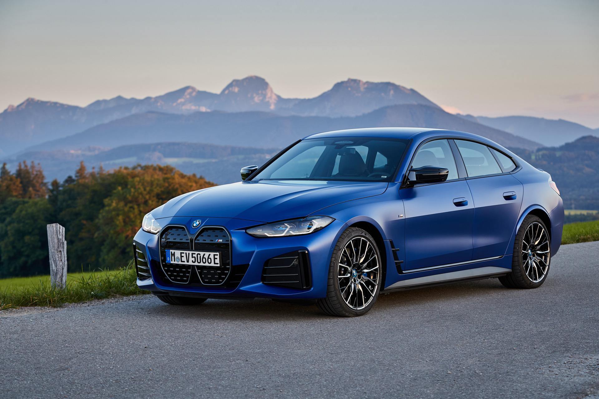 REVIEW: 2022 BMW i4 M50 – Delivering Sheer Driving Pleasure