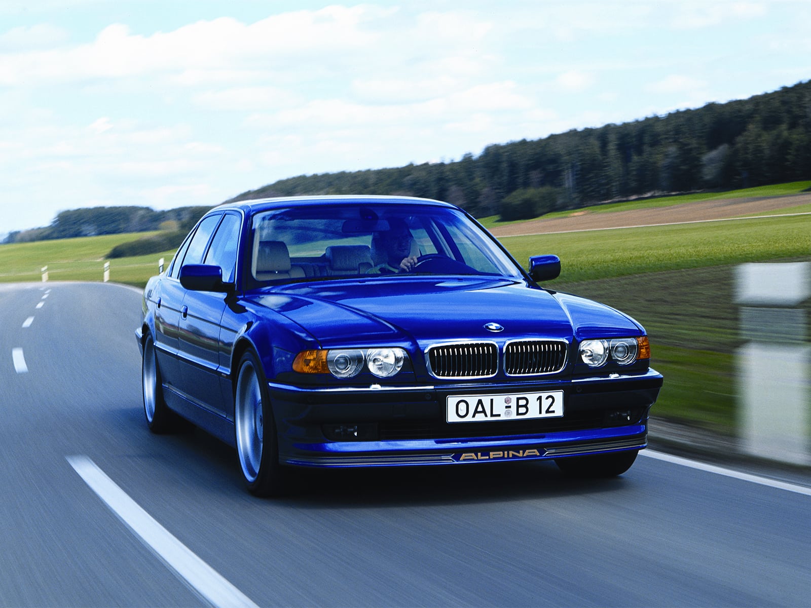 ALPINA B12 E38