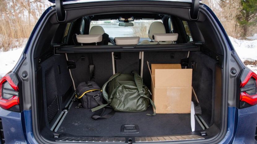 2024 BMW X3 interior space