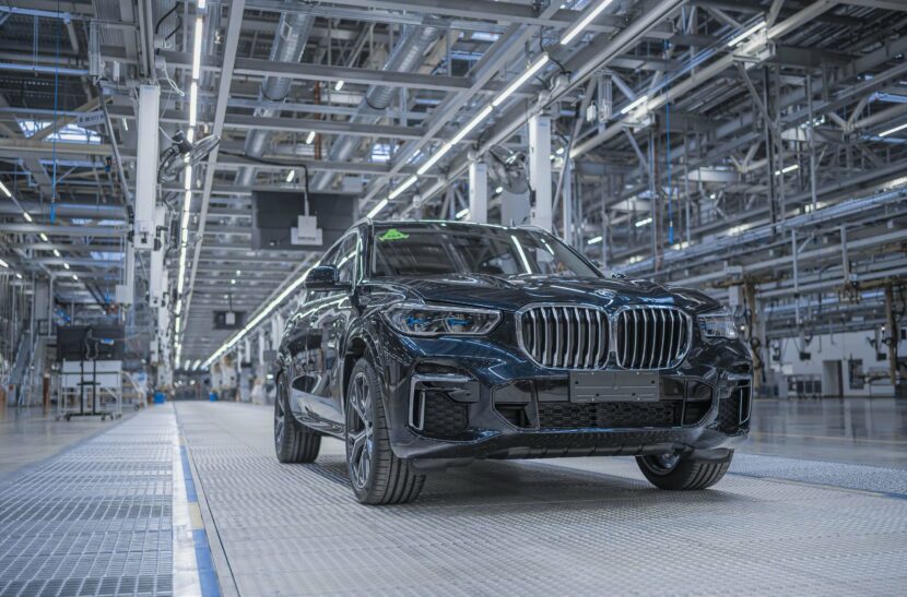 BMW X5 long-wheelbase built in China at Plant Dadong