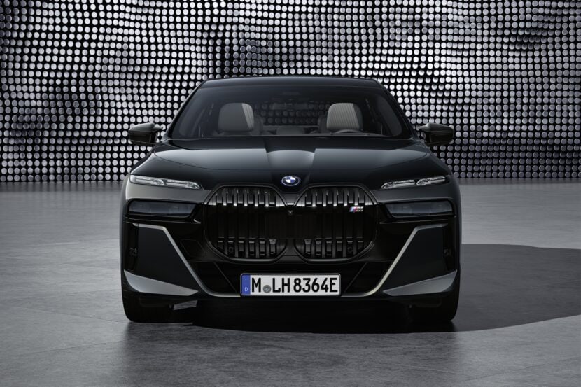 2023 BMW M760e xDrive Revealed As The First M Performance Hybrid