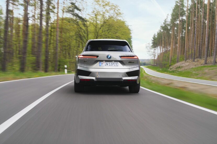 BMW iX Drag Races Itself In xDrive50 Vs M60 Duel