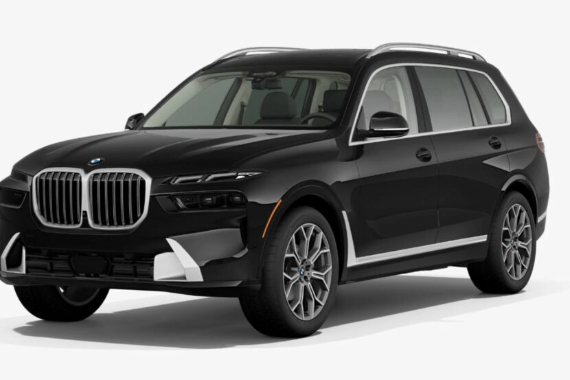 Base 2023 BMW X7 LCI With Just One Option Featured On Video