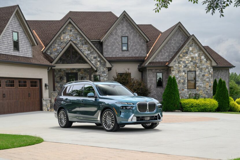 2023 BMW X7 xDrive40i shown in Blue Ridge Mountain