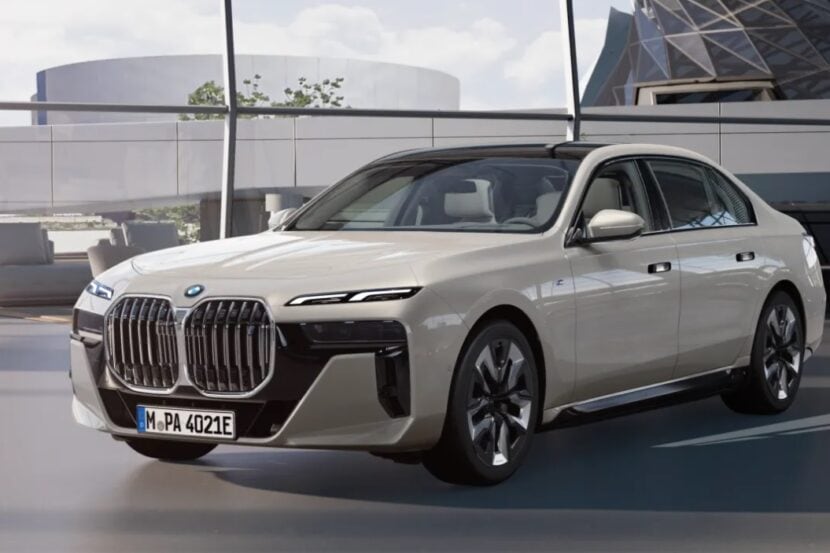 2023 BMW i7 M Sport Filmed At BMW Welt In Oxide Grey