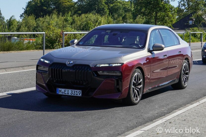 2023 BMW 7 Series Spotted Again in Cashmere Silver Metallic & Aventurine Red Metallic