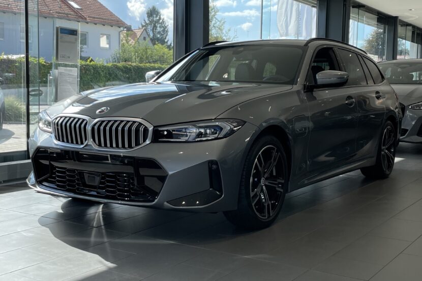 The new BMW 330e Facelift presented in Skyscraper Grey