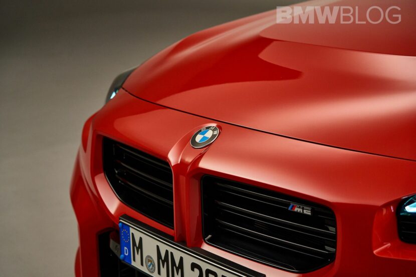 2023 BMW M2 Looks Aggressive With M Performance Parts, Including Center Exhaust