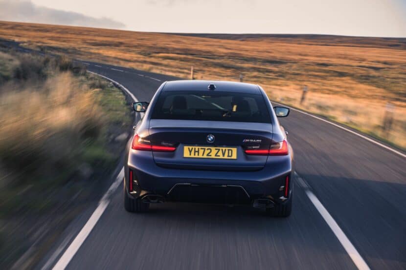 Stock BMW M340i xDrive Drag Races Tuned Audi S5, Genesis G70 3.3T