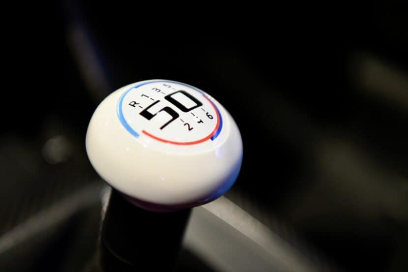 2023-bmw-3.0-csl-images-22