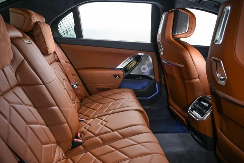 7 Series leather interior