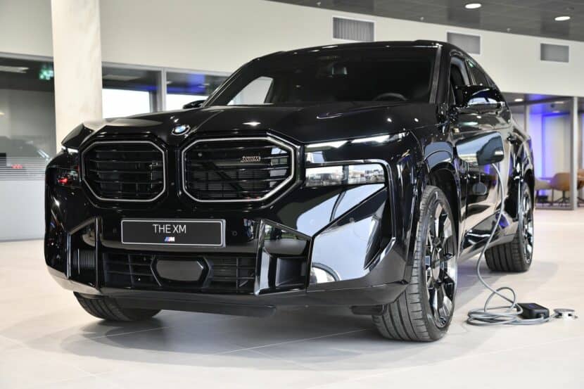 Is Black Sapphire Metallic the Best Color for the BMW XM?