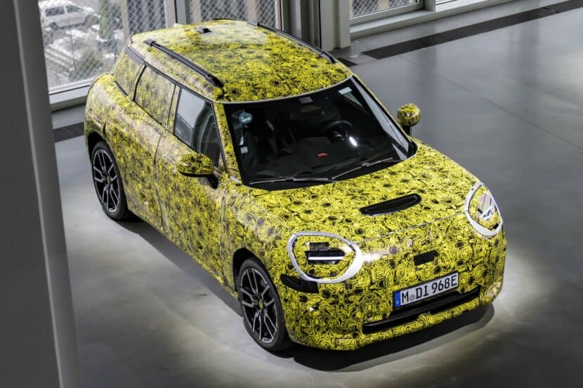 2025 MINI Aceman Key Specs Released: 215 HP, 249-Mile Range