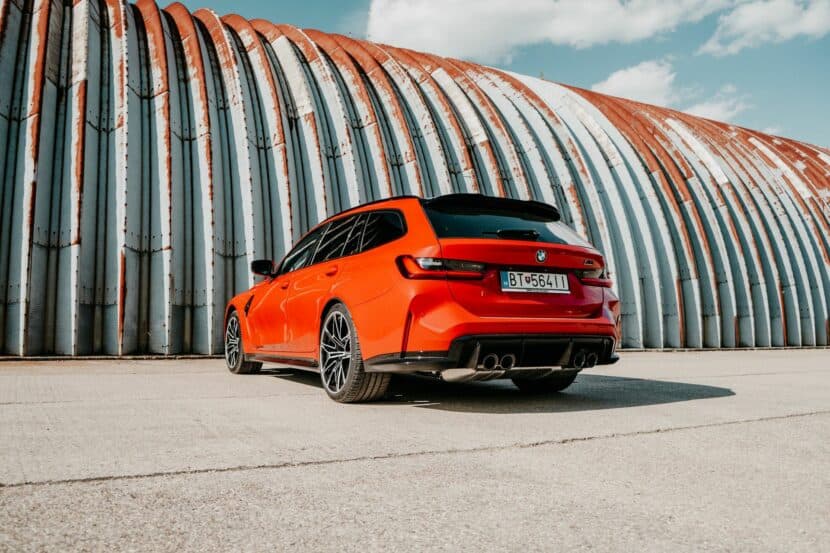 BMW M3 Touring Obliterates Audi RS4 Avant In Drag Race