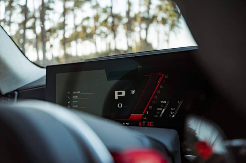 2025 bmw x5 m interior - tech and screen