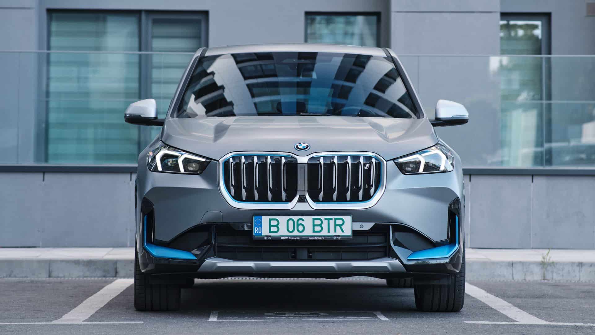 Front end BMW iX1