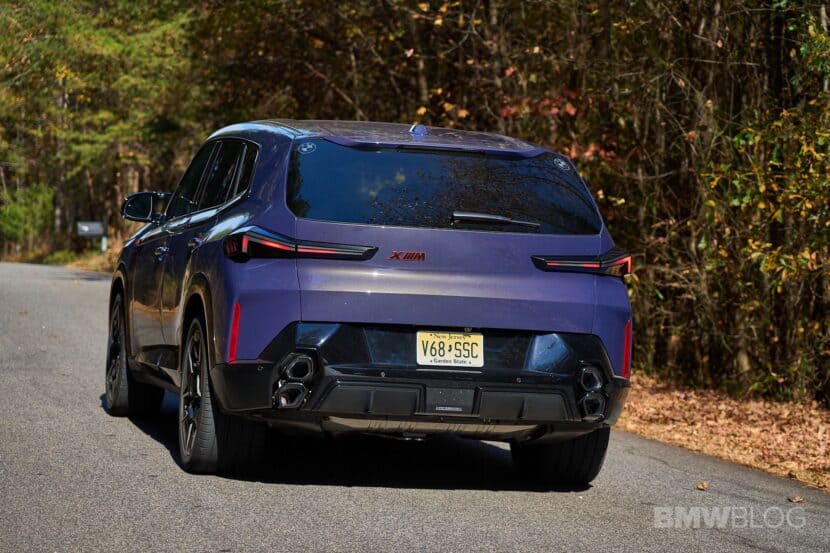 bmw-xm-label-red-sepia-blue-07